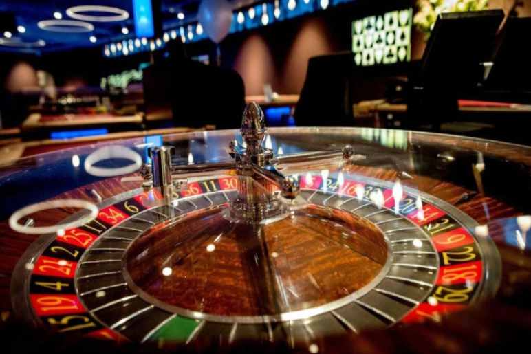 Benefits and Drawbacks of Playing Online Slot Games